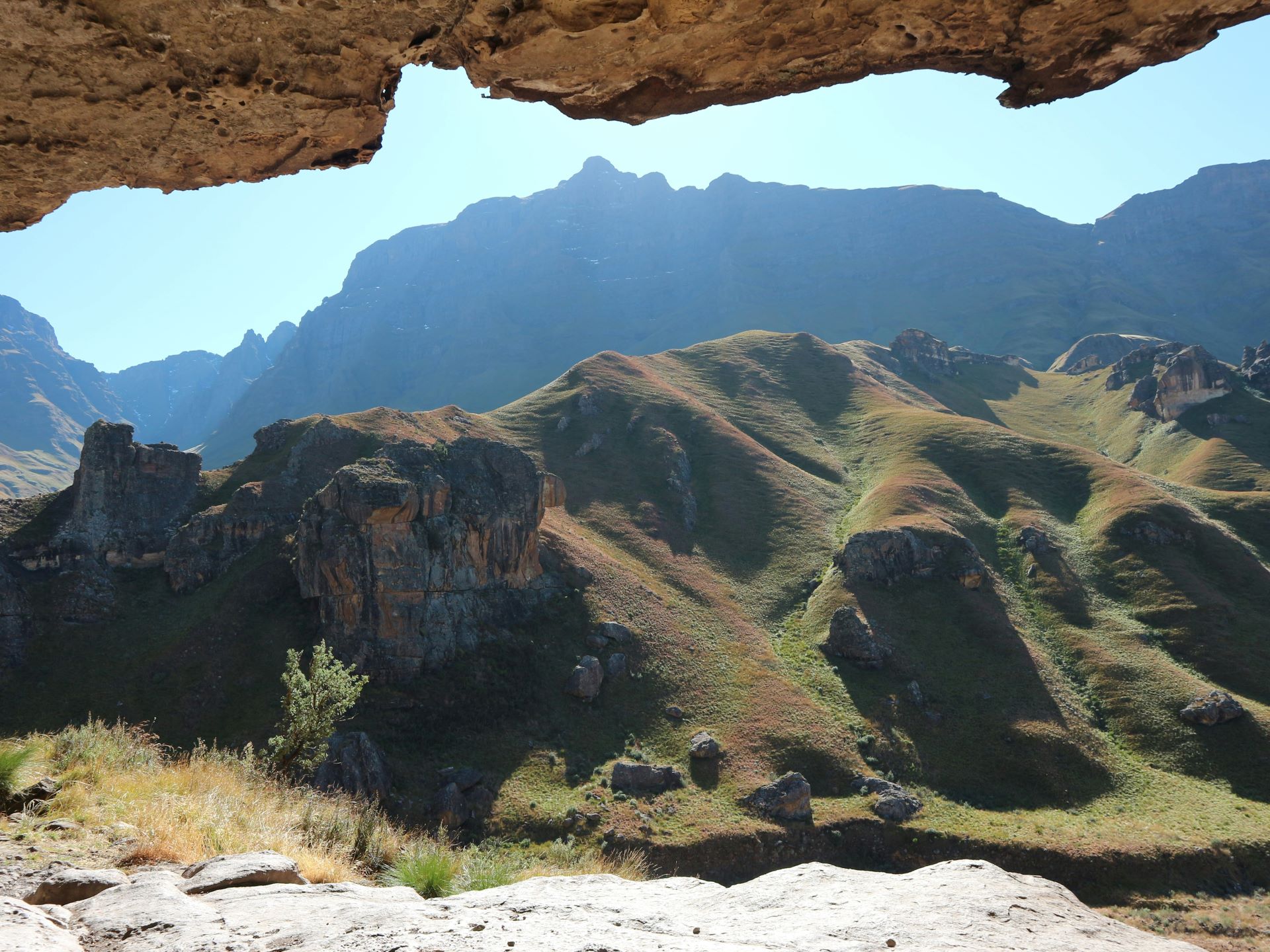 beneath-the-surface-south-africas-hidden-world-of-caves-and-underground-adventures.jpg