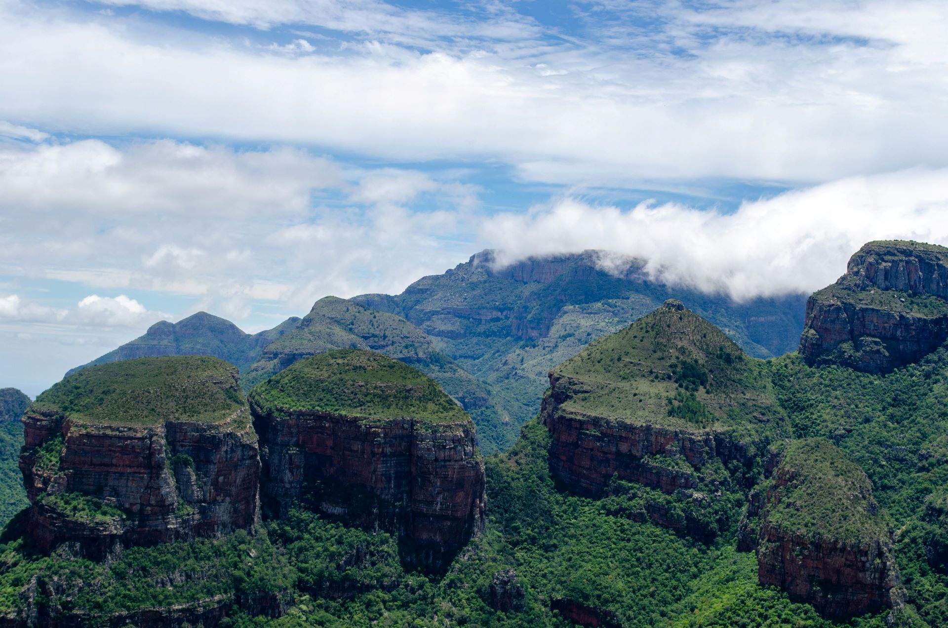 blyde-river-canyon-road-trip-scenic-stops-that-matter-1