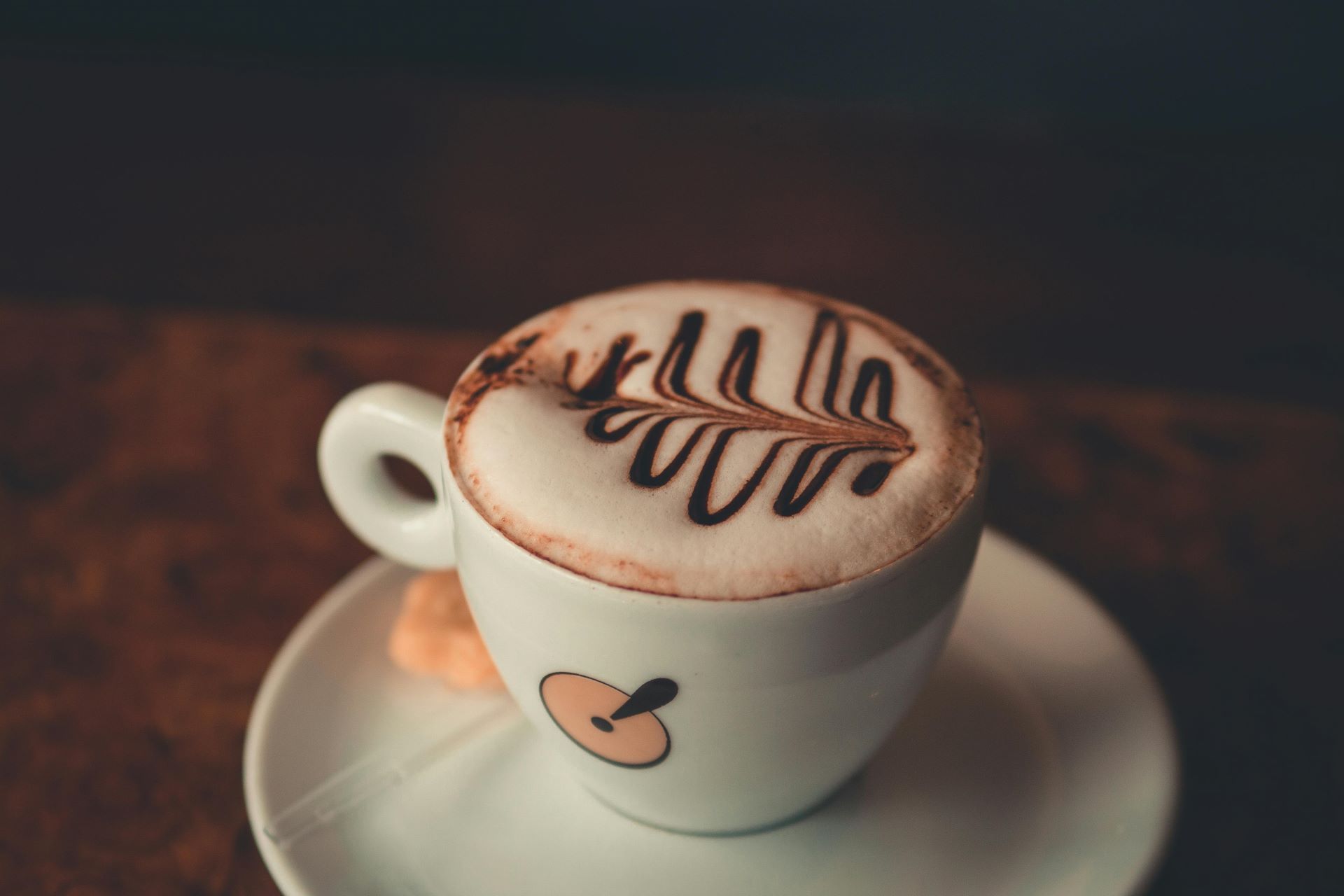 cape-towns-coffee-culture-hidden-cafes-specialty-brews-and-local-artisans