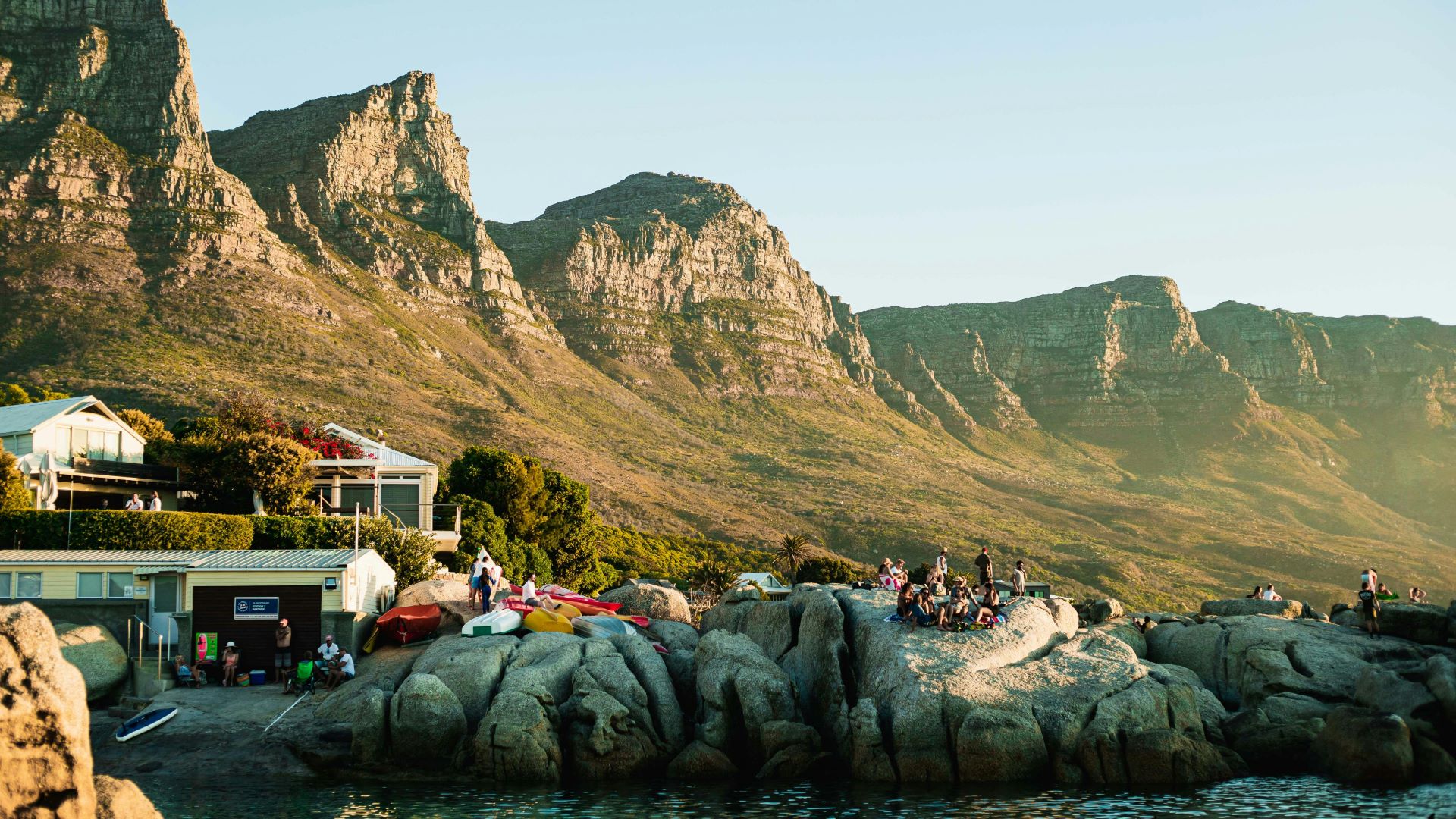 educational-travel-learn-and-explore-south-africa-with-your-family.jpg