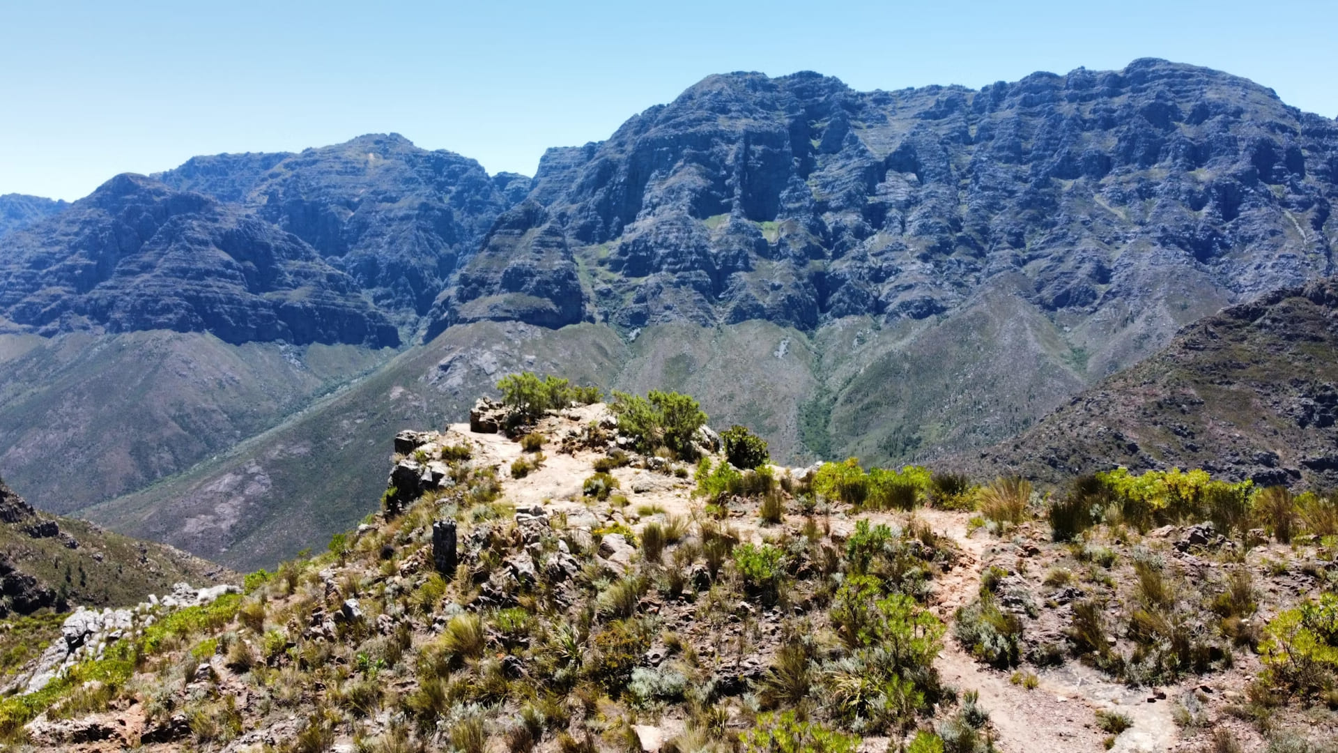 franschhoek-a-culinary-and-viticultural-paradise.jpg