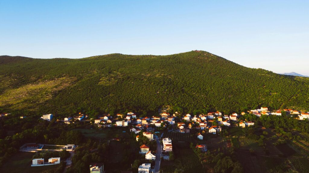 from-gold-to-culture-exploring-south-africas-historic-towns-1-1024x575.jpg