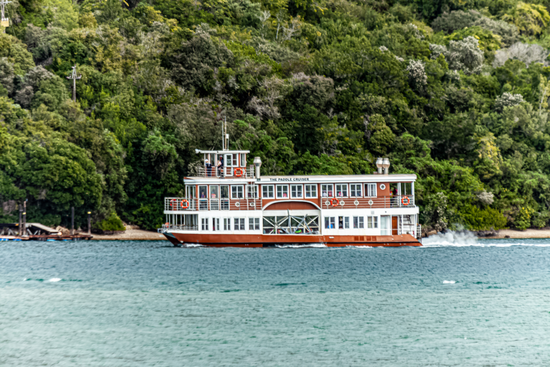 lakes-area-national-park-charter-tours.jpg