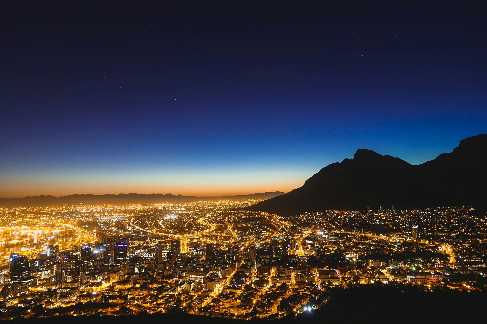 south-africa-after-dark-nightlife-stargazing-and-cultural-evenings.jpg