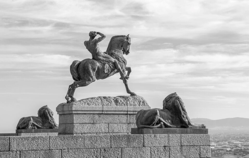 south-africa-for-history-buffs-beyond-robben-island-1024x650.jpg
