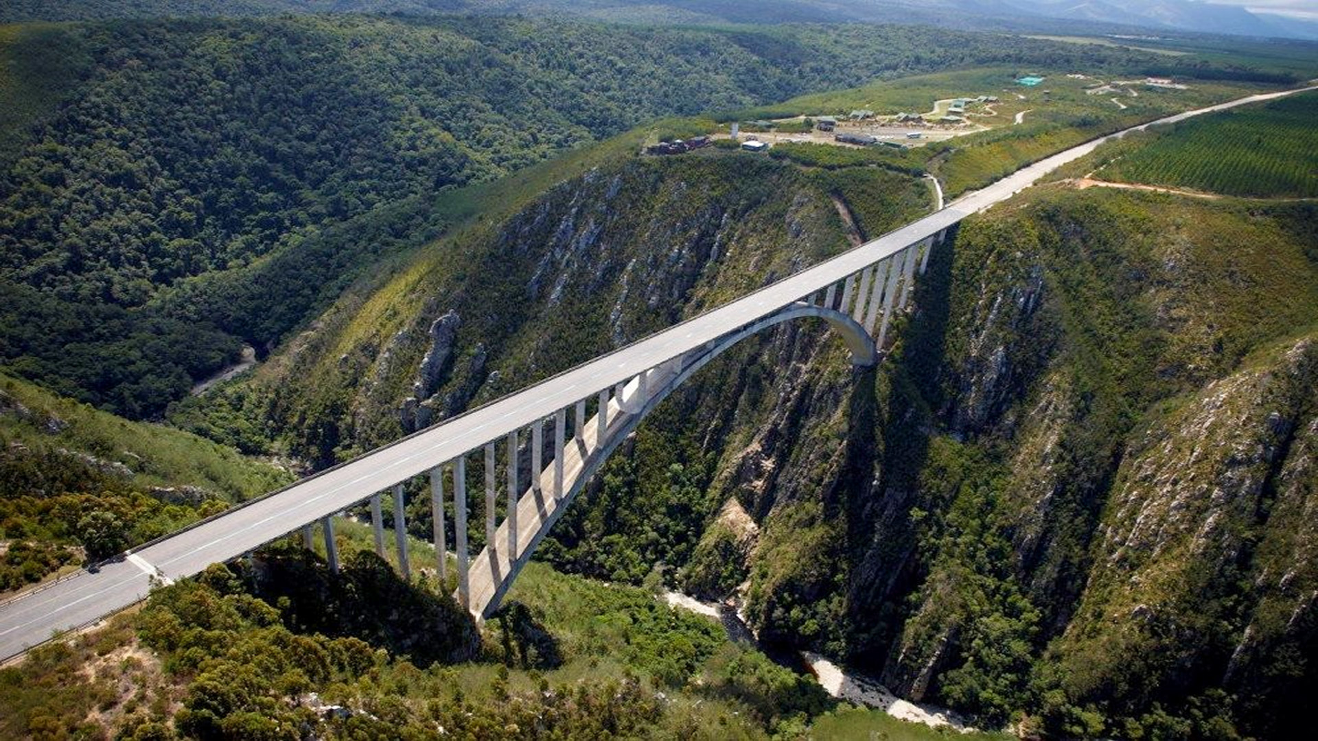 the-bloukrans-bridge.jpg