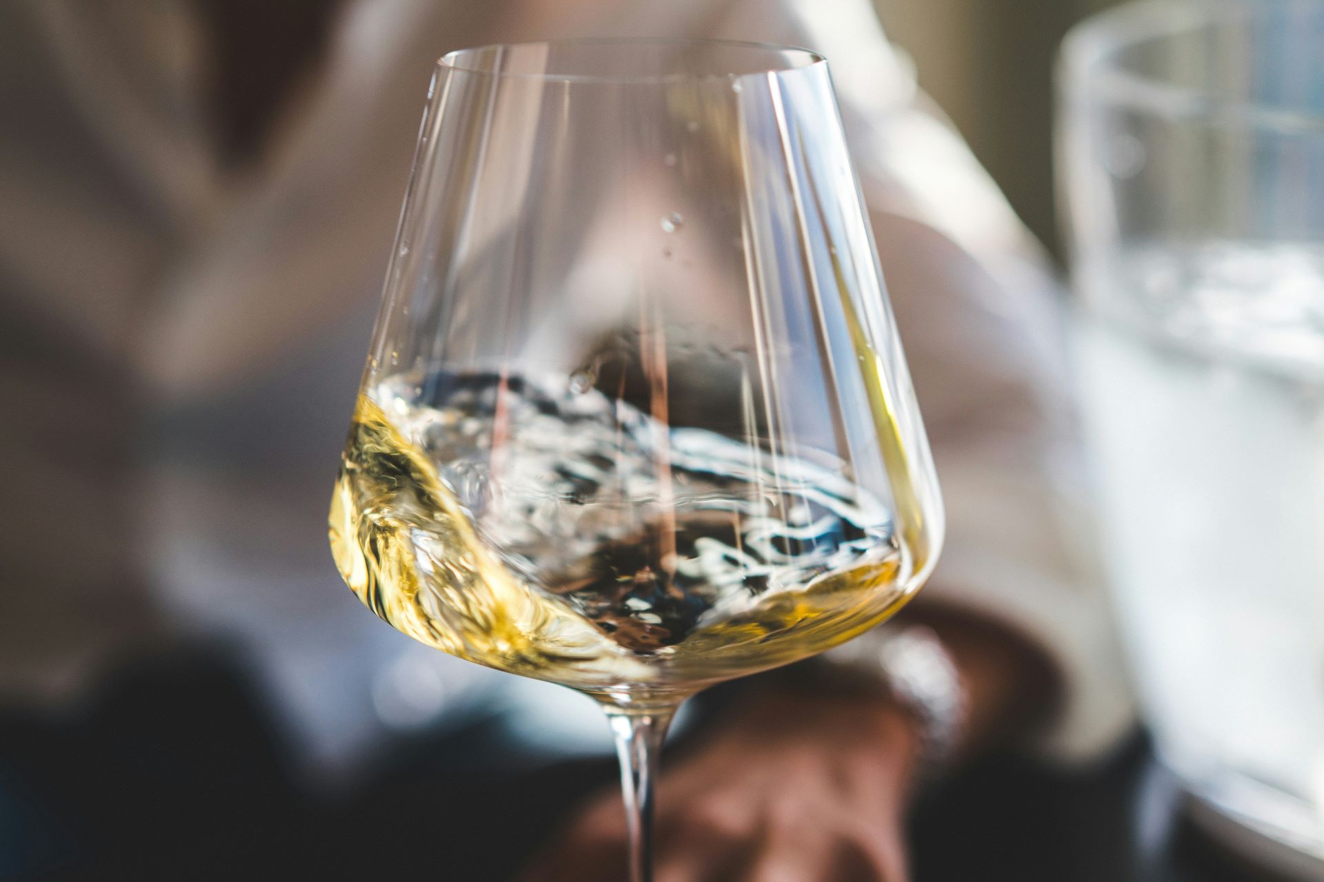 the-wine-routes-of-south-africa-exploring-cape-winelands-best-vineyards-and-tastings-1.jpg